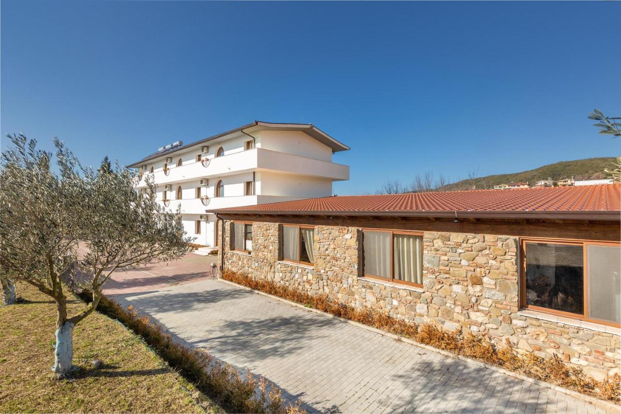 Hotel San Pietro Martin Fushe-Drac 外观 照片
